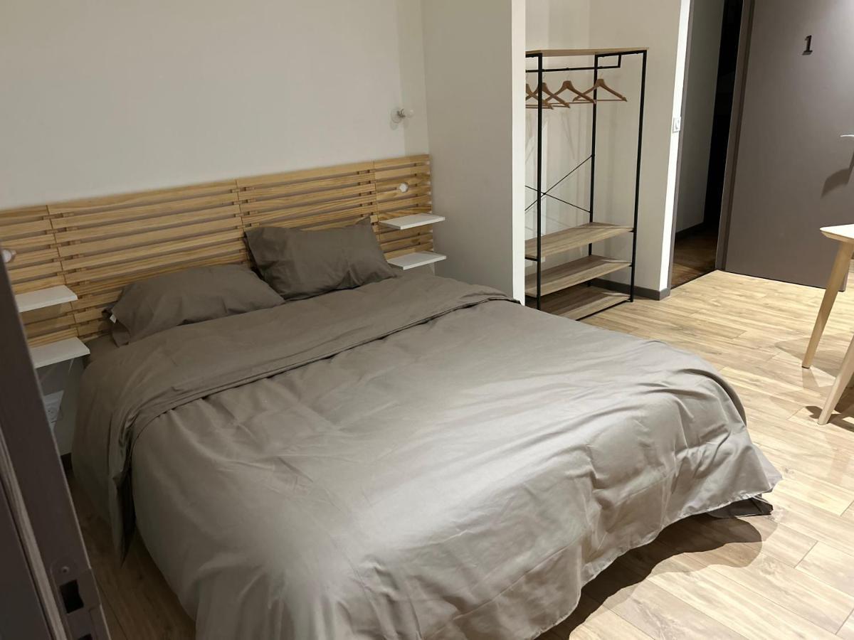 Aparthotel La Cigogne Panissieres Exterior foto